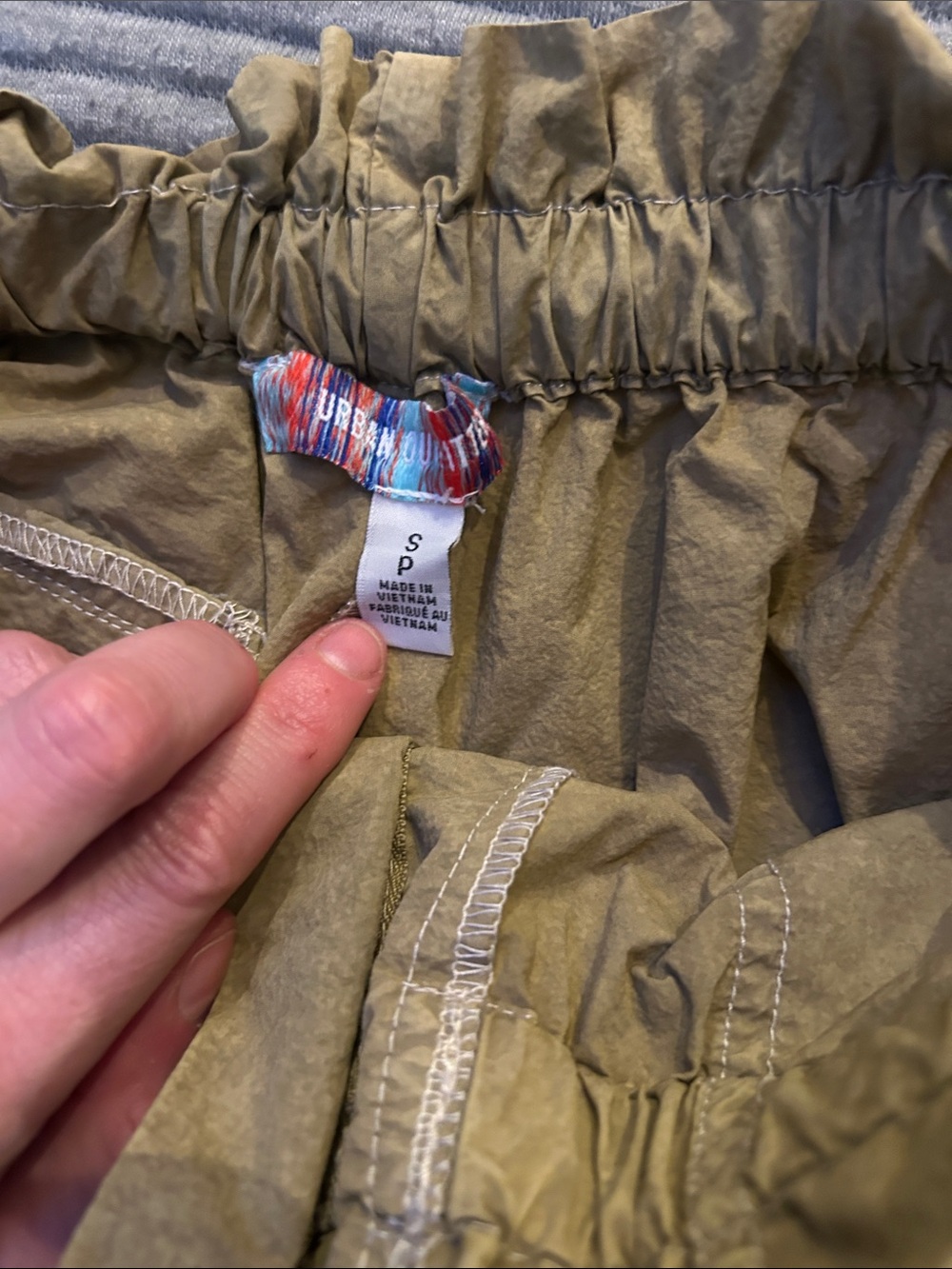 Urban Outfitters Women's Drawstring Wide Leg Pants in Tan - Picture 3 of 4